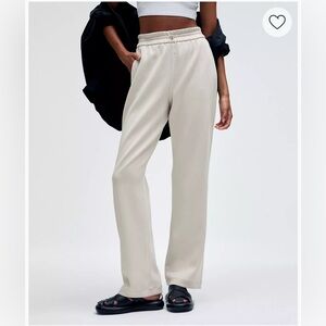 Softstreme high rise pant